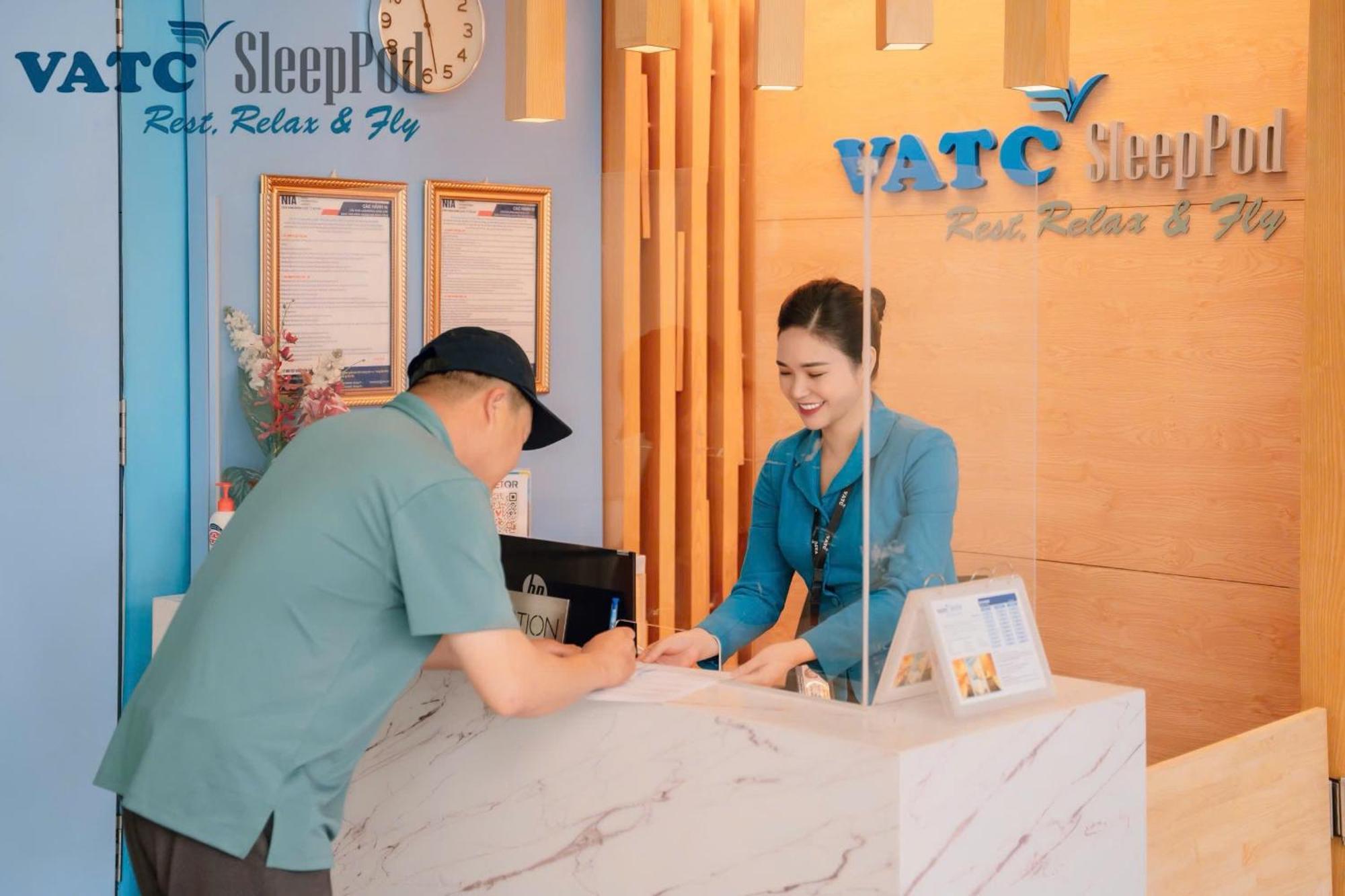 Готель Vatc Sleep Pod Terminal 1 Noi Bai Екстер'єр фото