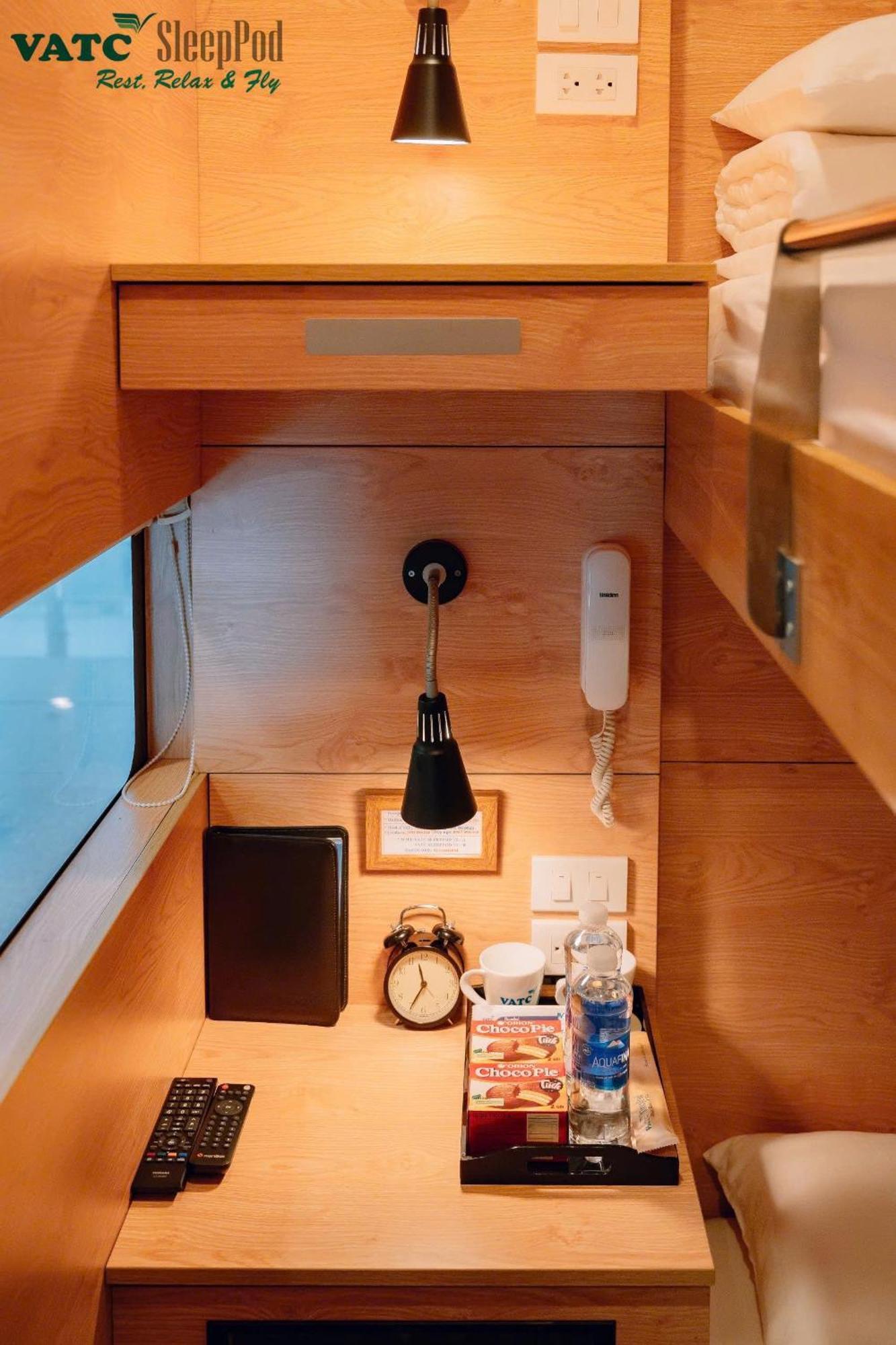Готель Vatc Sleep Pod Terminal 1 Noi Bai Екстер'єр фото