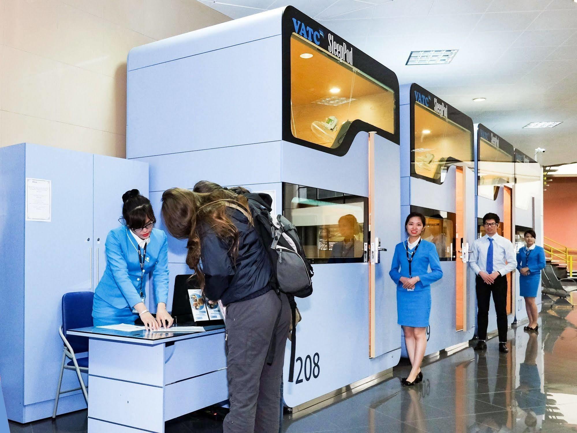 Готель Vatc Sleep Pod Terminal 1 Noi Bai Екстер'єр фото